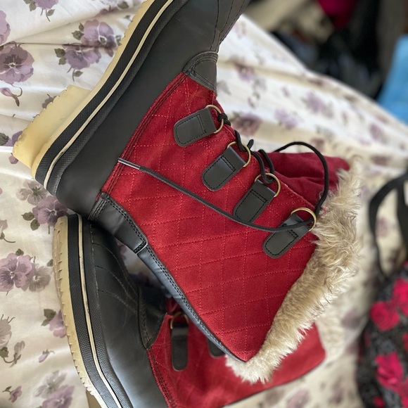 Target Women's Ankle Boots - Black and Red - Picture 4 of 5